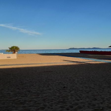 Les Lilas Hyeres Exterior photo